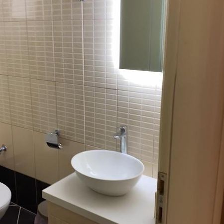 Theasis Apartment Pera Gyalos المظهر الخارجي الصورة